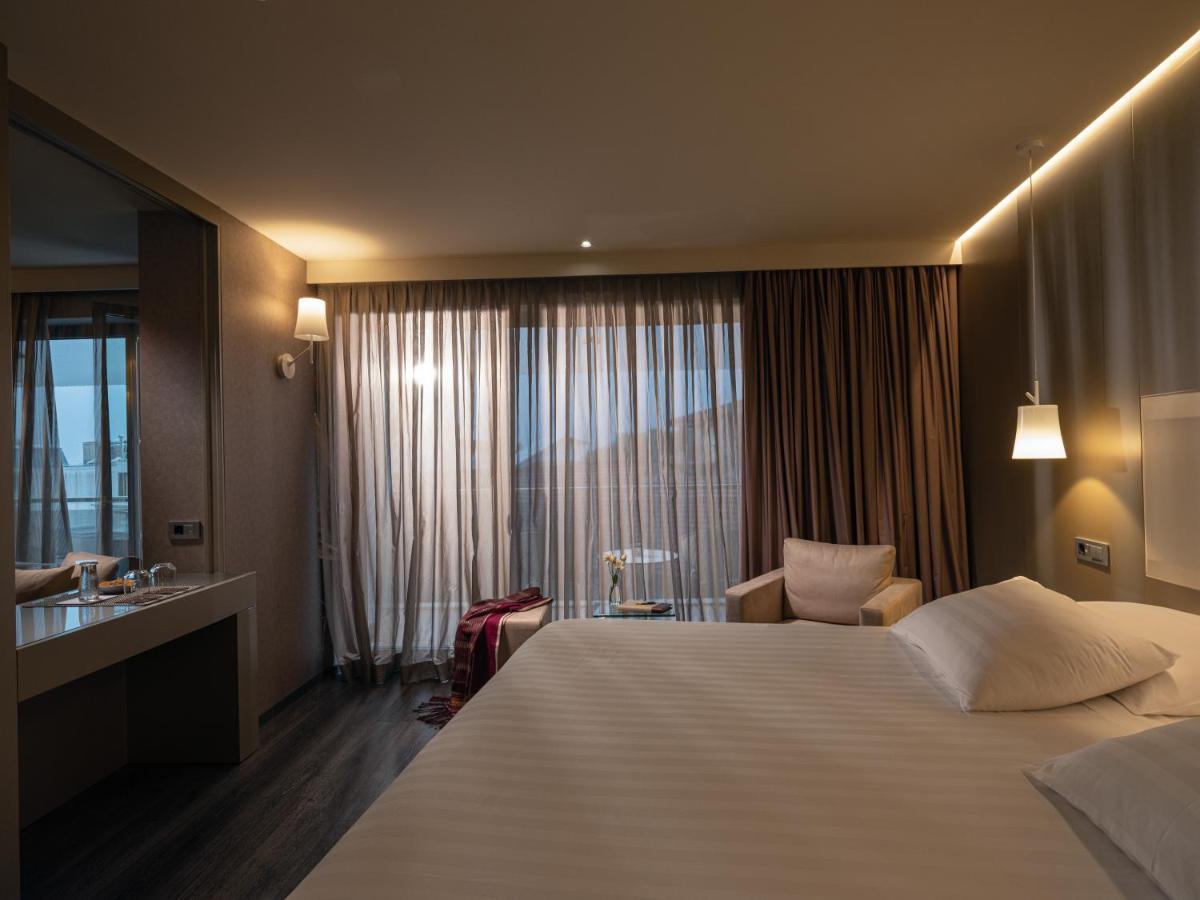 Saz City Life Hotel Janina Zewnętrze zdjęcie